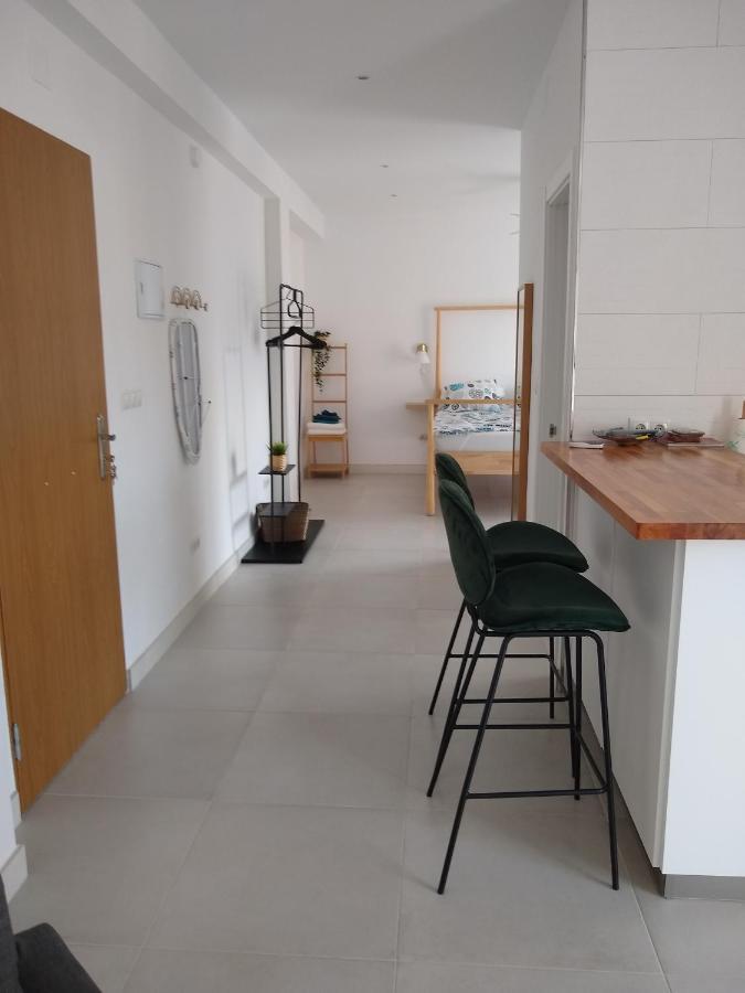 Maestro Concepcion Guidet Apartment ฟูเอนฮิโรลา ภายนอก รูปภาพ